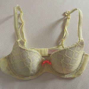 Victoria Secret Body by Victoria Lined Demi